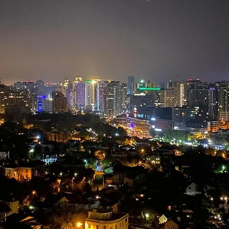 Современные 2Х Комнатные Апартаменты Возле Аркадии Apartman *