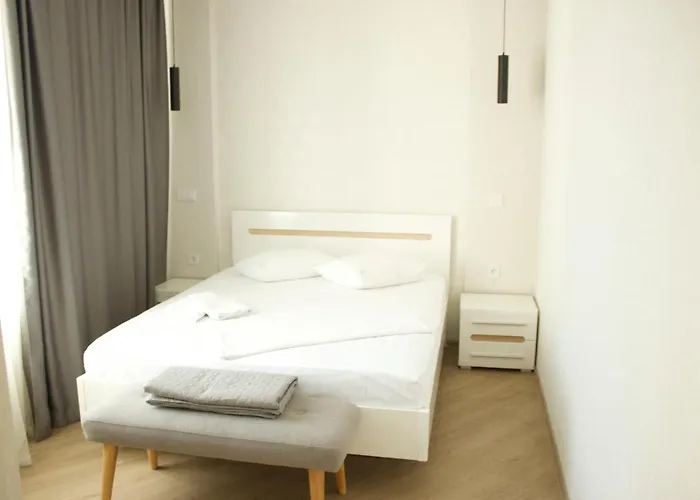 Apartman Современные 2Х Комнатные Апартаменты Возле Аркадии